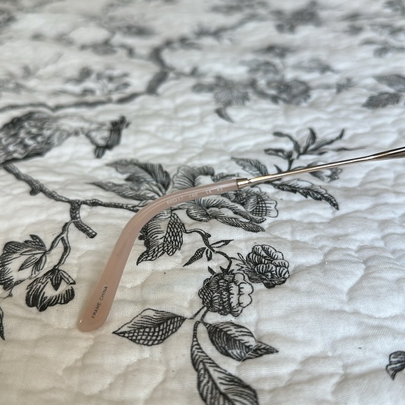 Vintage look sunglasses - Picture 3 of 4